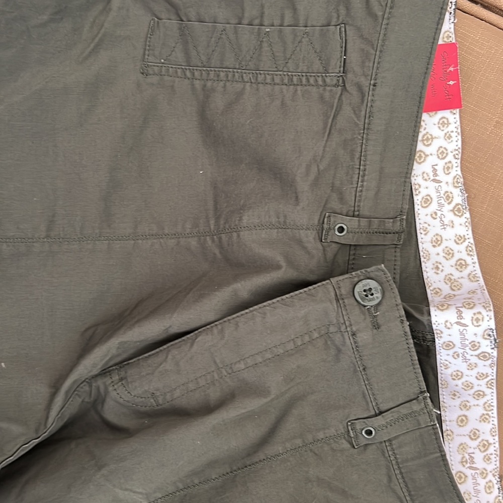 Summer/Fall crop/capris - Picture 3 of 4